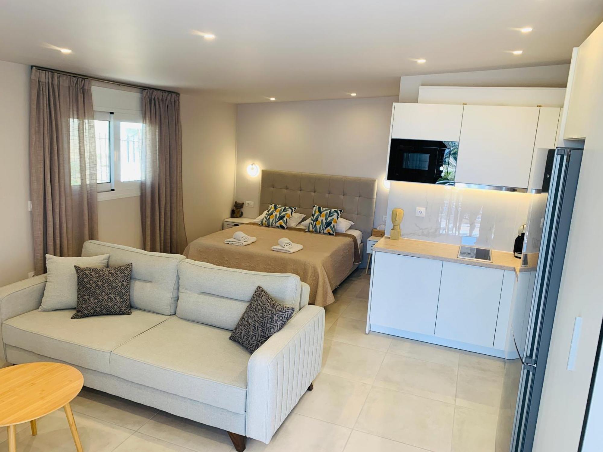 Thelfi Luxury Studio In Attica - Close To Varkiza Beach - Sea View Vari  Bagian luar foto