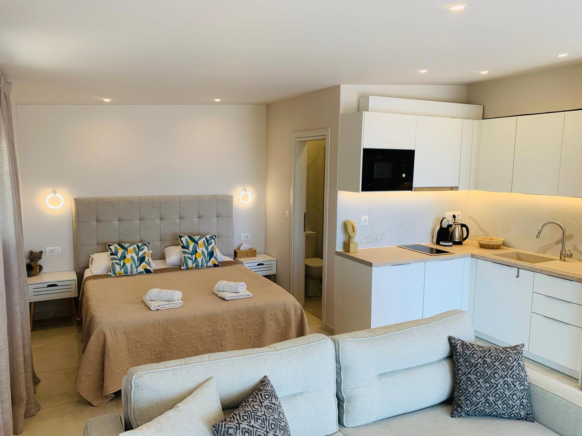 Thelfi Luxury Studio In Attica - Close To Varkiza Beach - Sea View Vari  Bagian luar foto