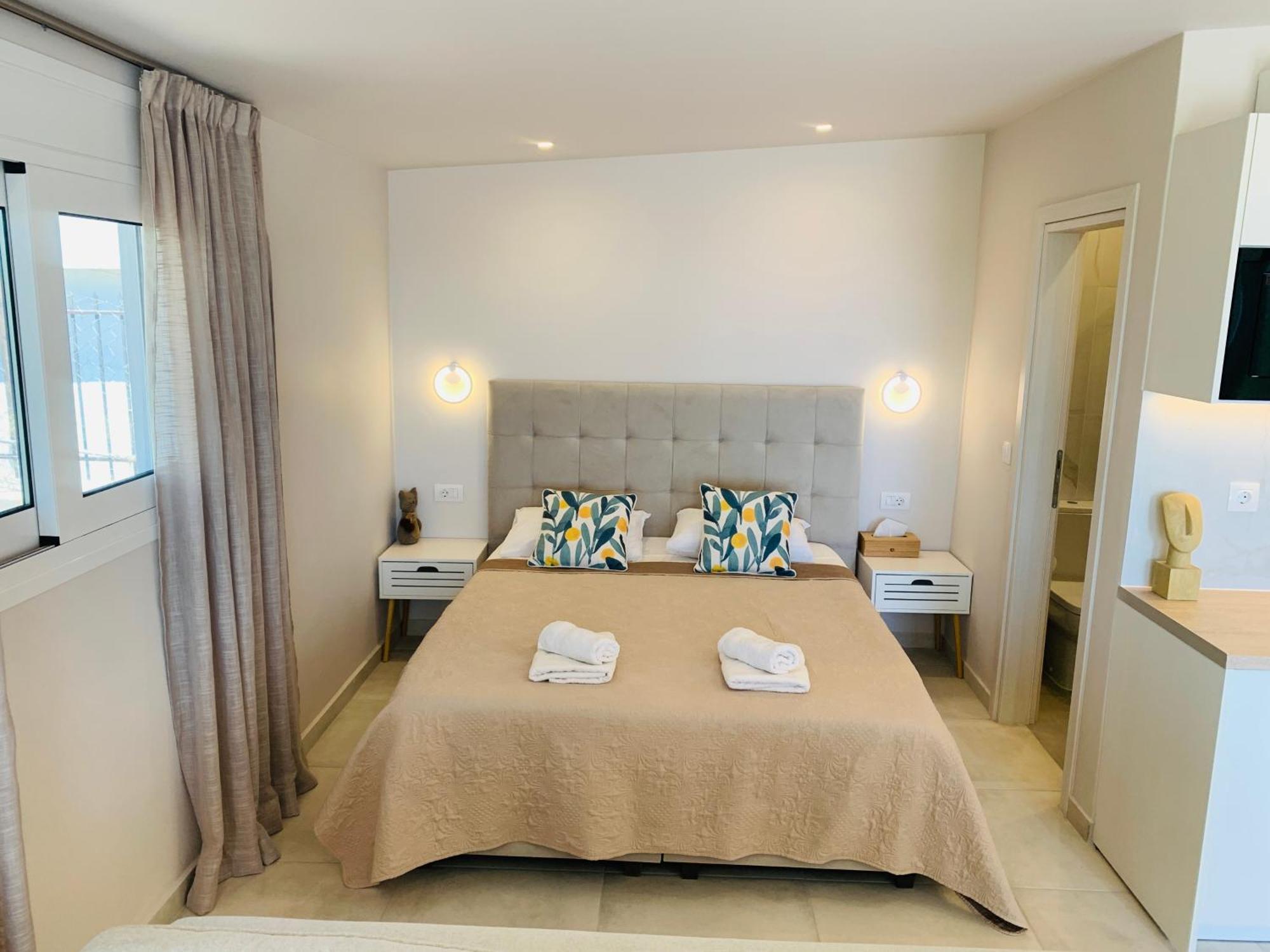 Thelfi Luxury Studio In Attica - Close To Varkiza Beach - Sea View Vari  Bagian luar foto